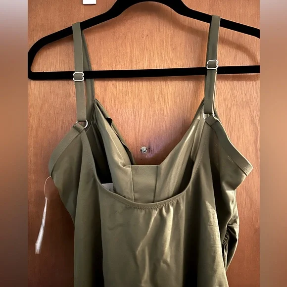 Olive green Jantzen one piece swimsuit, size 16. - Picture 3 of 5